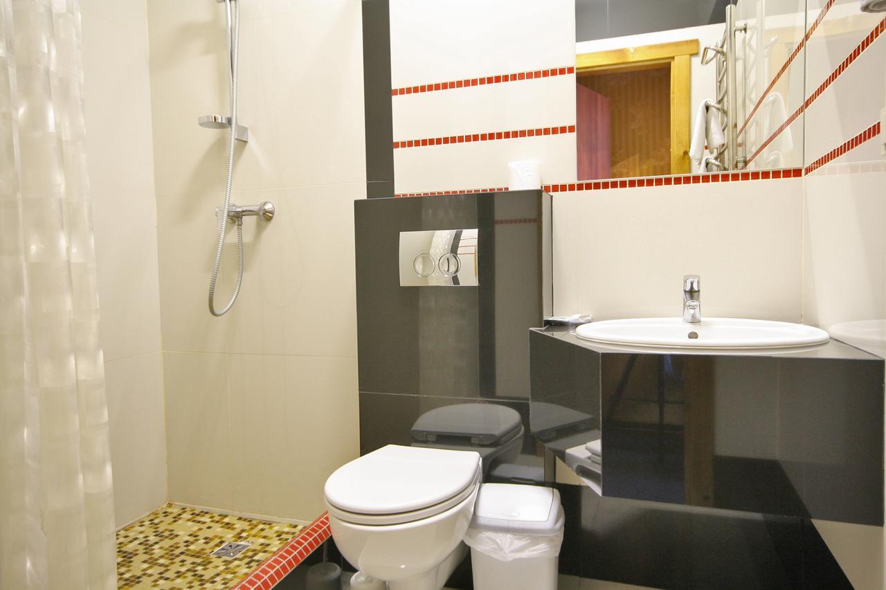 Chagari Hotel Lypnyky Exteriör bild